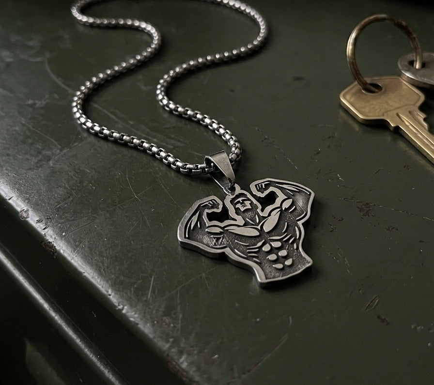 Muscle pumb necklace