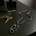 Knukles necklace