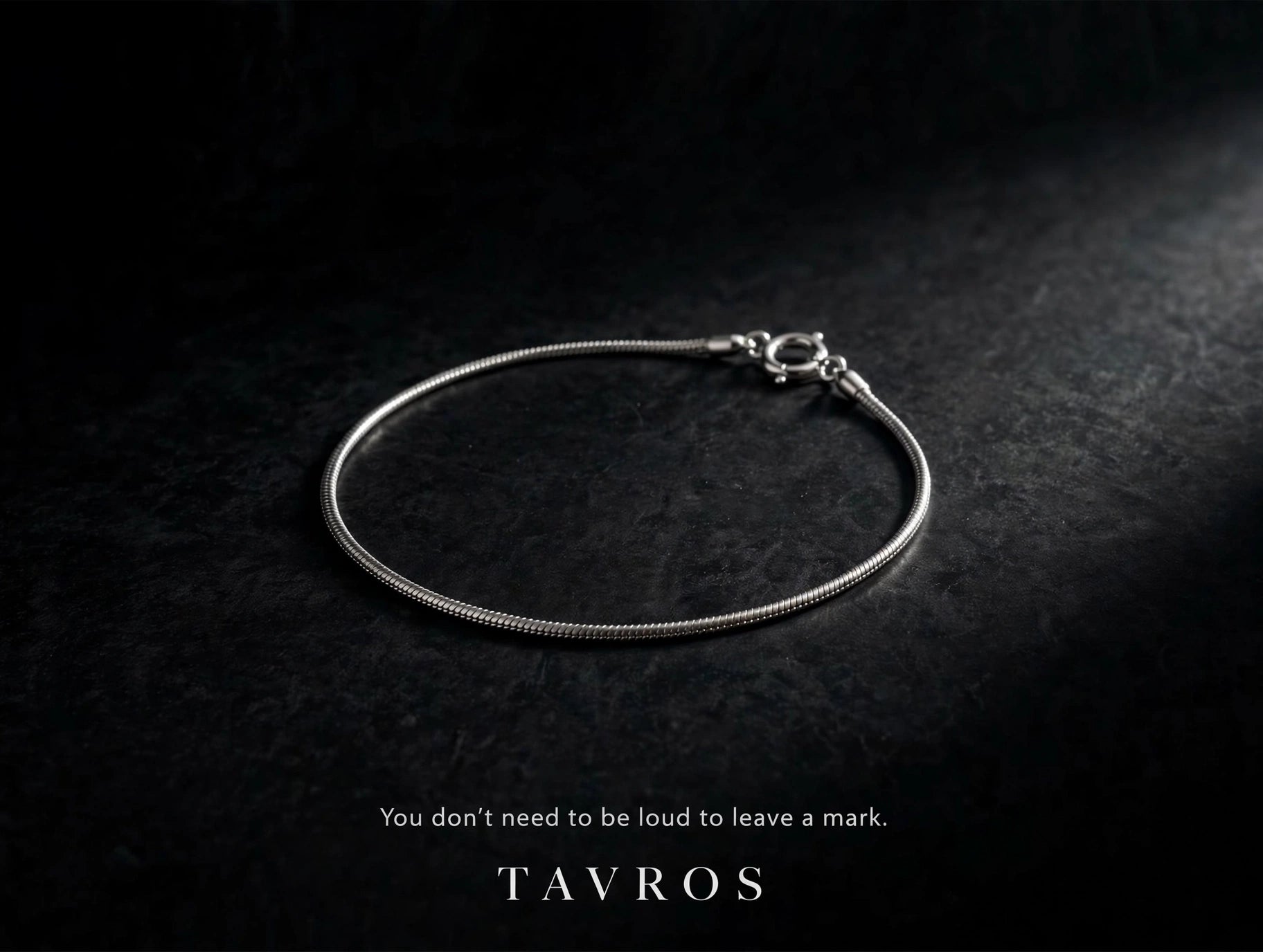 Snack tail bracelet